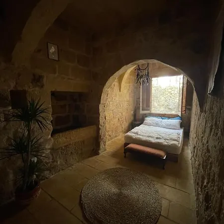 Sansun Community House Homestay Xewkija