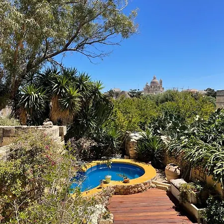 Sansun Community House Privat bolig