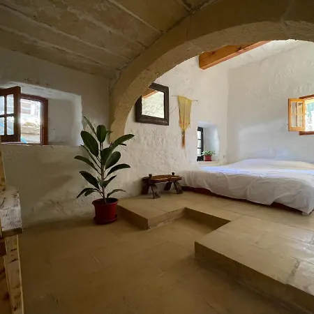 Sansun Community House *