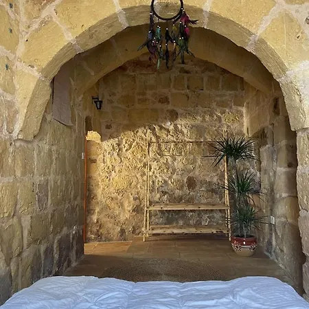 Sansun Community House * Xewkija